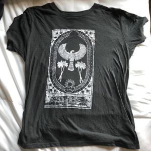Dark grey t shirt with design
